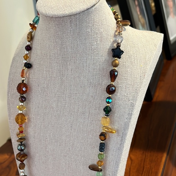 Play of colour Opera length quality mixed media necklace. Quality, not plastic. - Picture 3 of 7